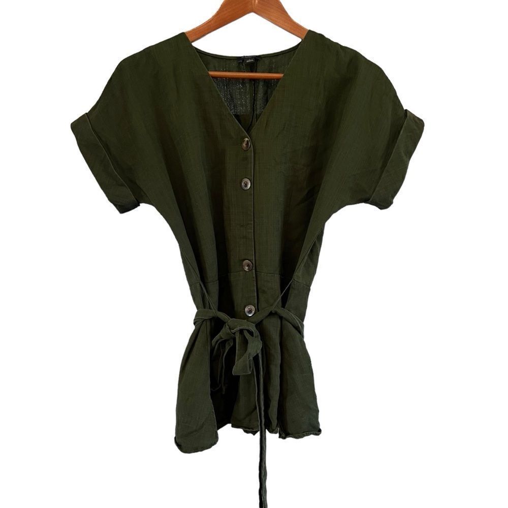 Ann Taylor green 100% lyocell button down top